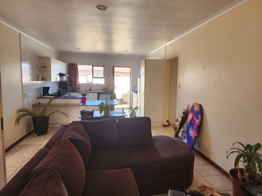 2 Bedroom Property for Sale in Summerstrand Eastern Cape